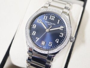 【買取実績】PATEK PHILIPPE 7300/1200A-001　をお買取りさせていただきました。